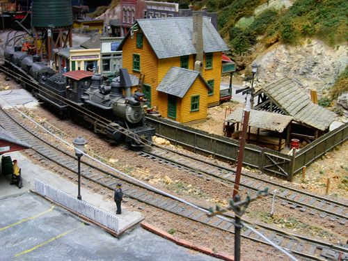 n scale model trains